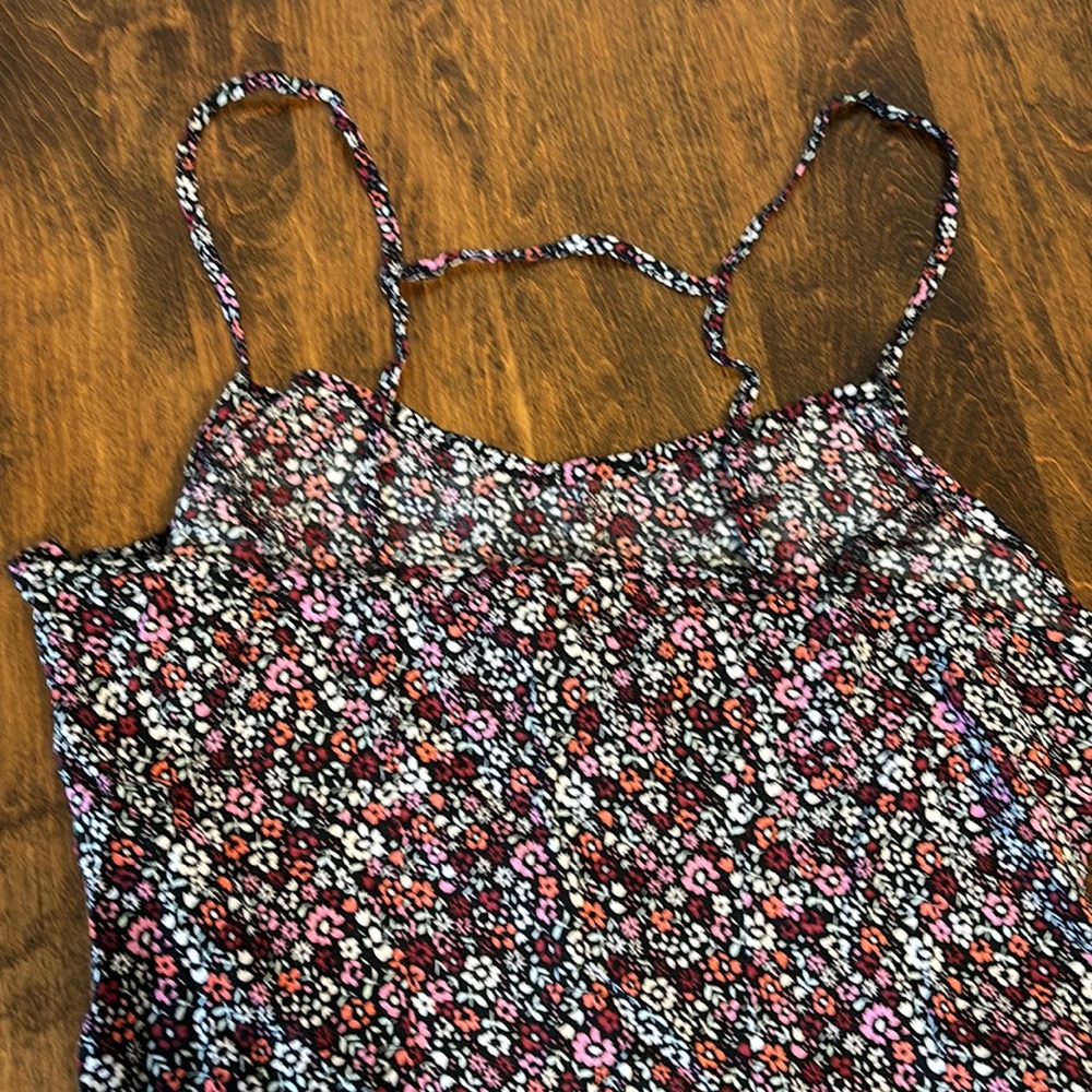 H&M dress. - Picture 4 of 6